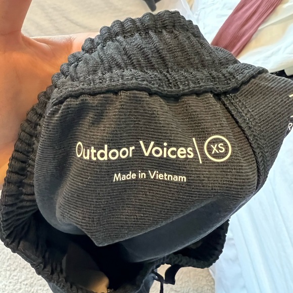 Outdoor voices shorts - Picture 3 of 3